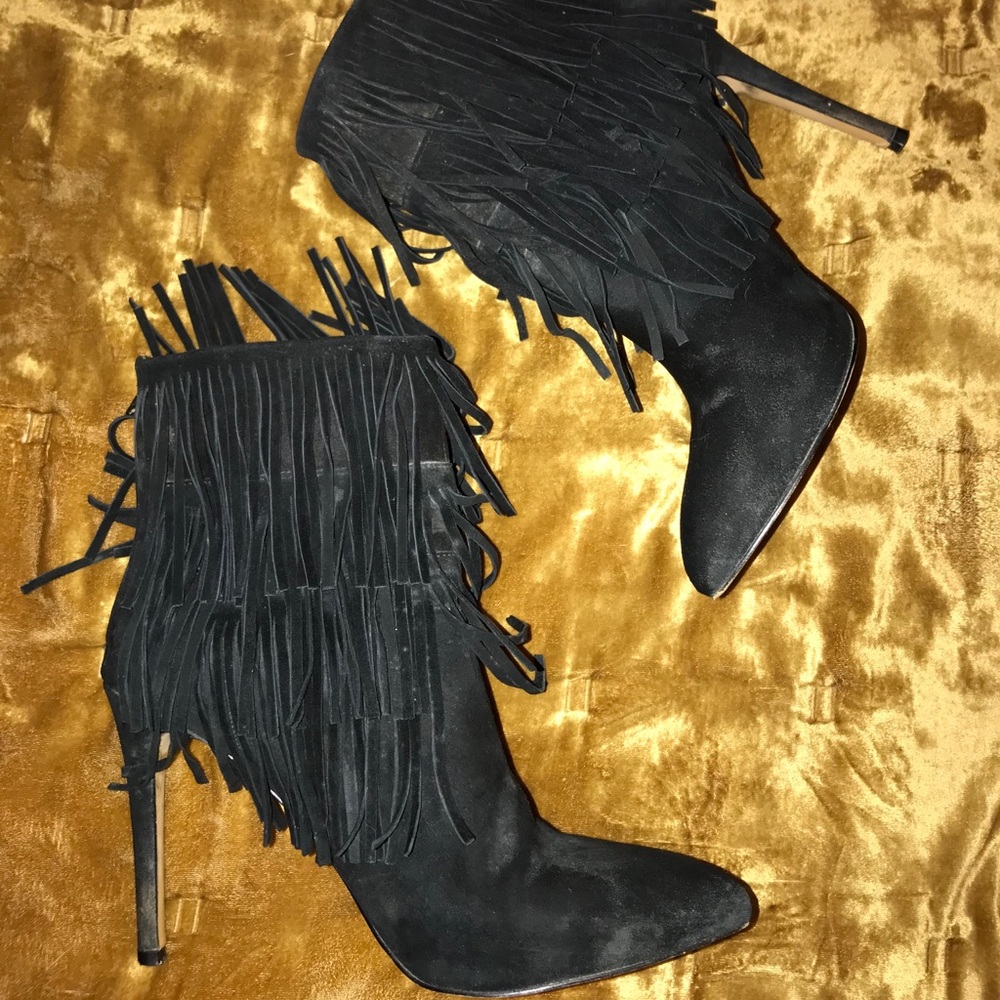 🎉HOST PICK!🎉 Black Suede Fringe Boots By Steve Madden - Picture 14 of 16